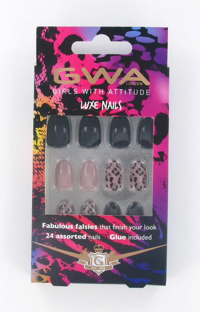 Mischievous Luxe Nails